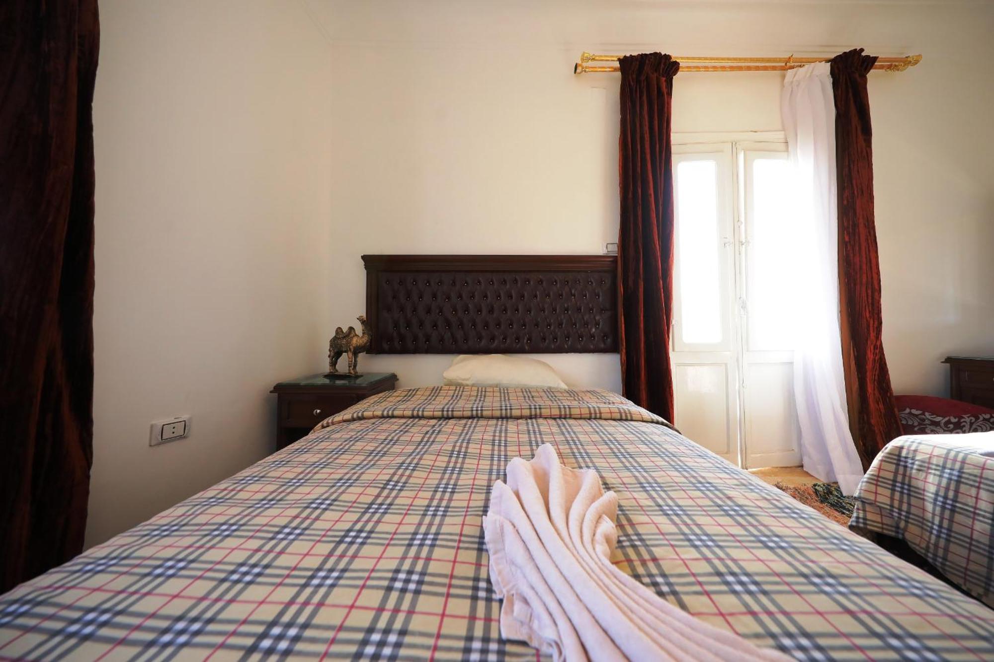Pyramids Loft Guesthouse 카이로 객실 사진